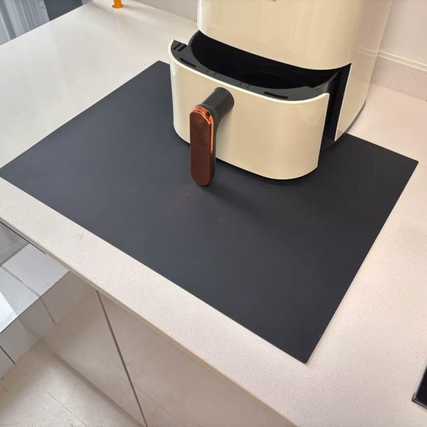 2 mm Black Silicone Heat-Resistant Countertop Mat