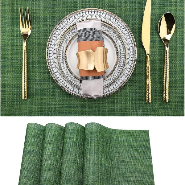 Christmas-Themed Placemat, Green Vinyl, Easy To Wipe